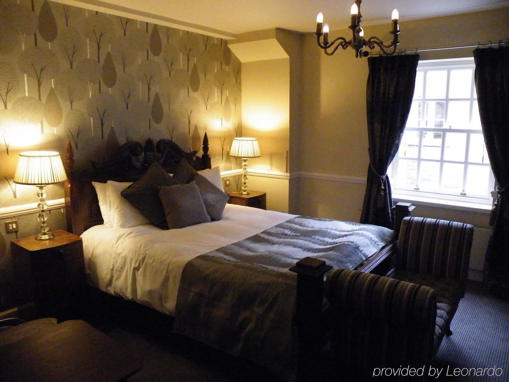 טאוצ'סטר Saracens Head Hotel By Greene King Inns מראה חיצוני תמונה